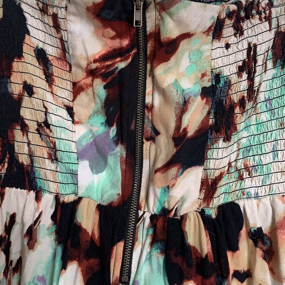 Summer dress - Picture 3 of 4